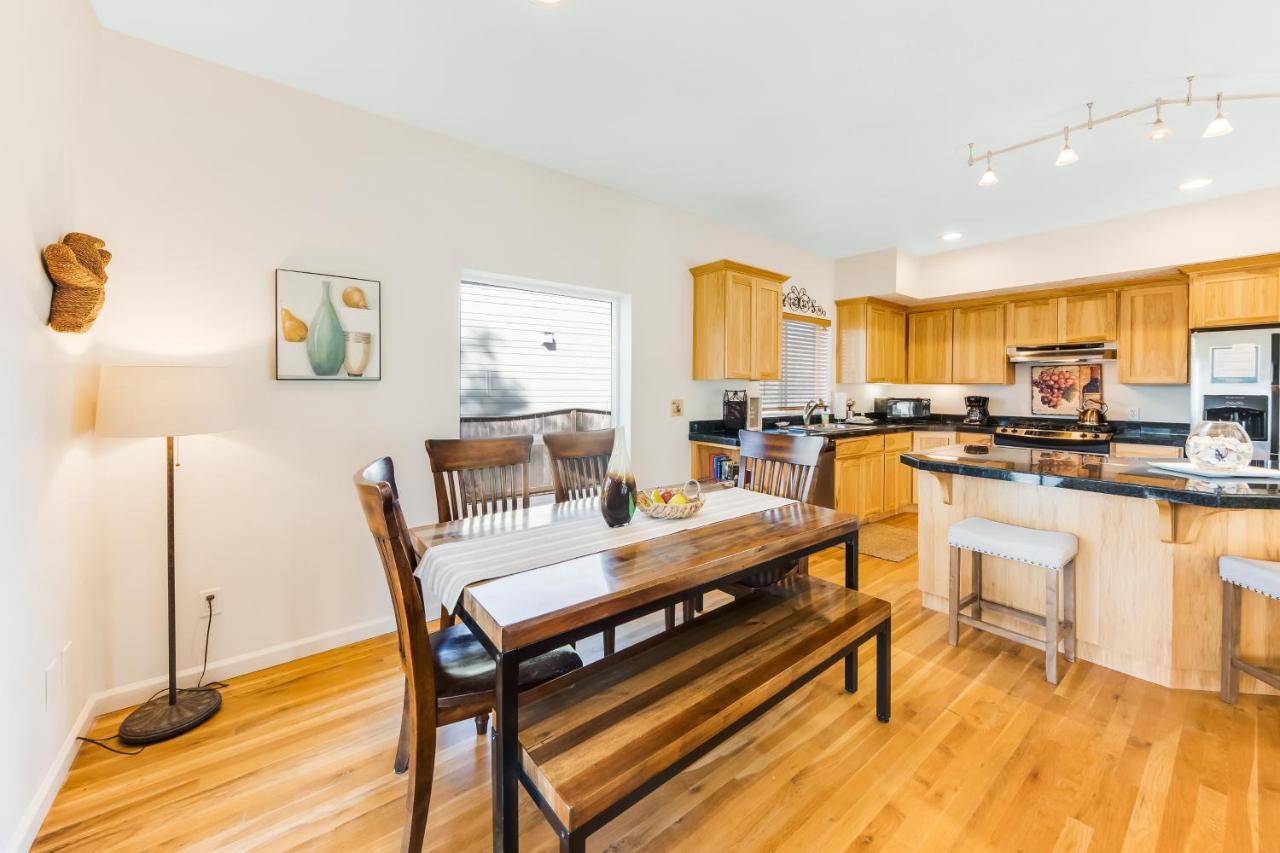 Yaquina Lighthouse View Beach Home 뉴포트 외부 사진