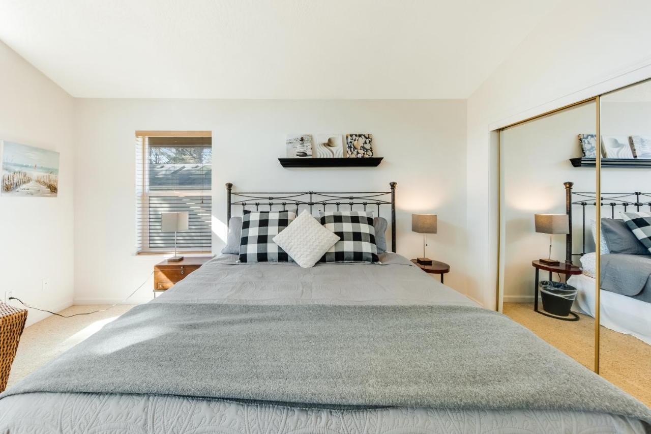 Yaquina Lighthouse View Beach Home 뉴포트 외부 사진