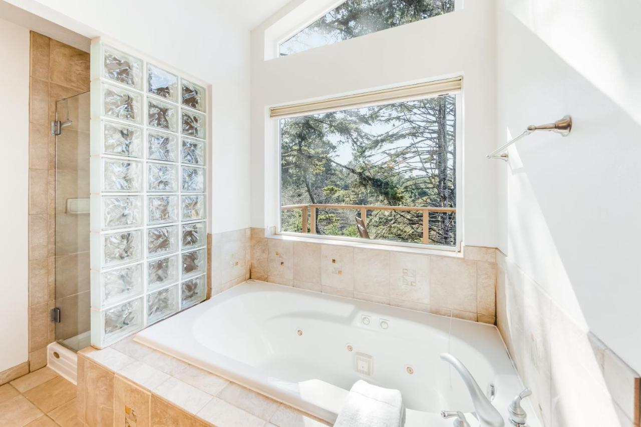 Yaquina Lighthouse View Beach Home 뉴포트 외부 사진