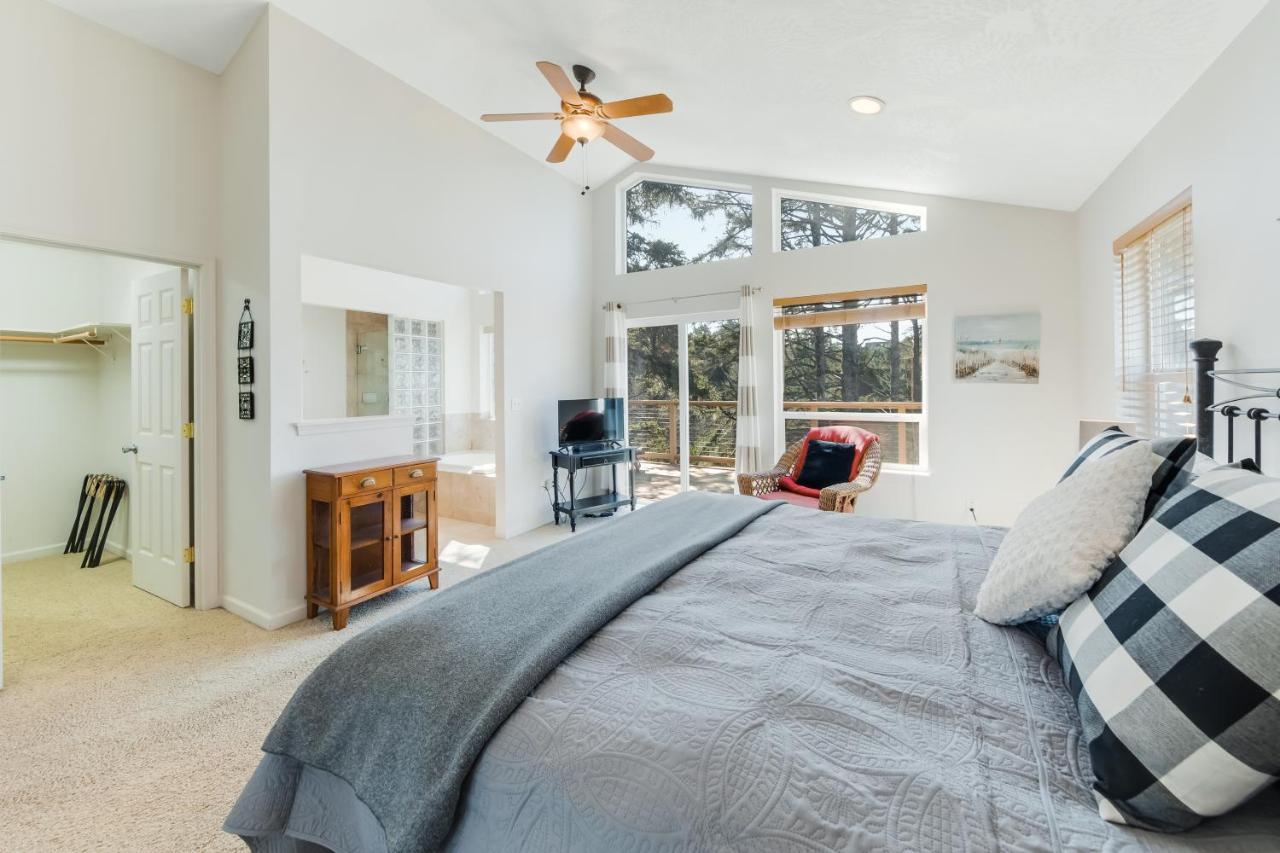 Yaquina Lighthouse View Beach Home 뉴포트 외부 사진